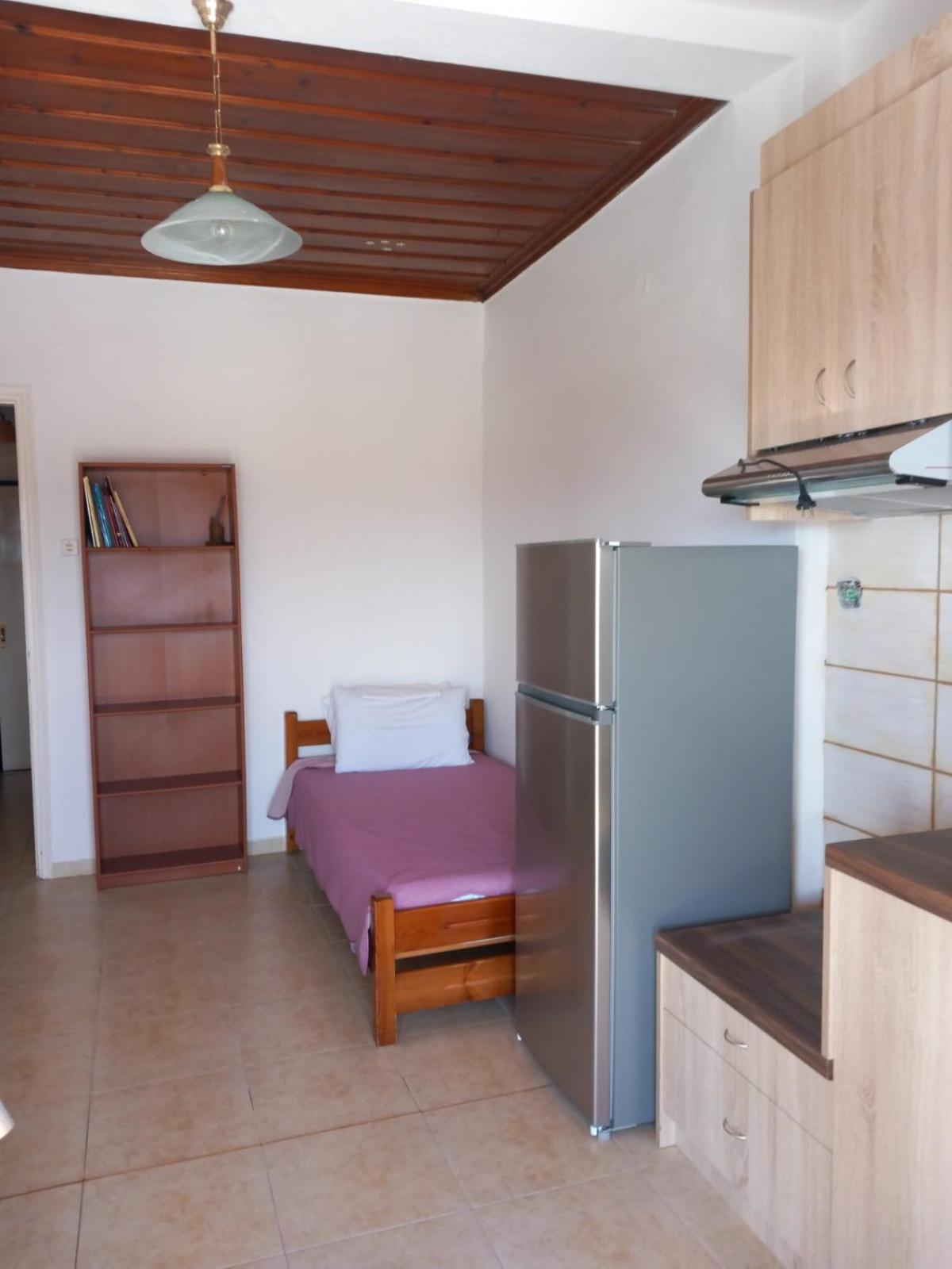 Katerinas Apartmens Skiathos Town Bagian luar foto