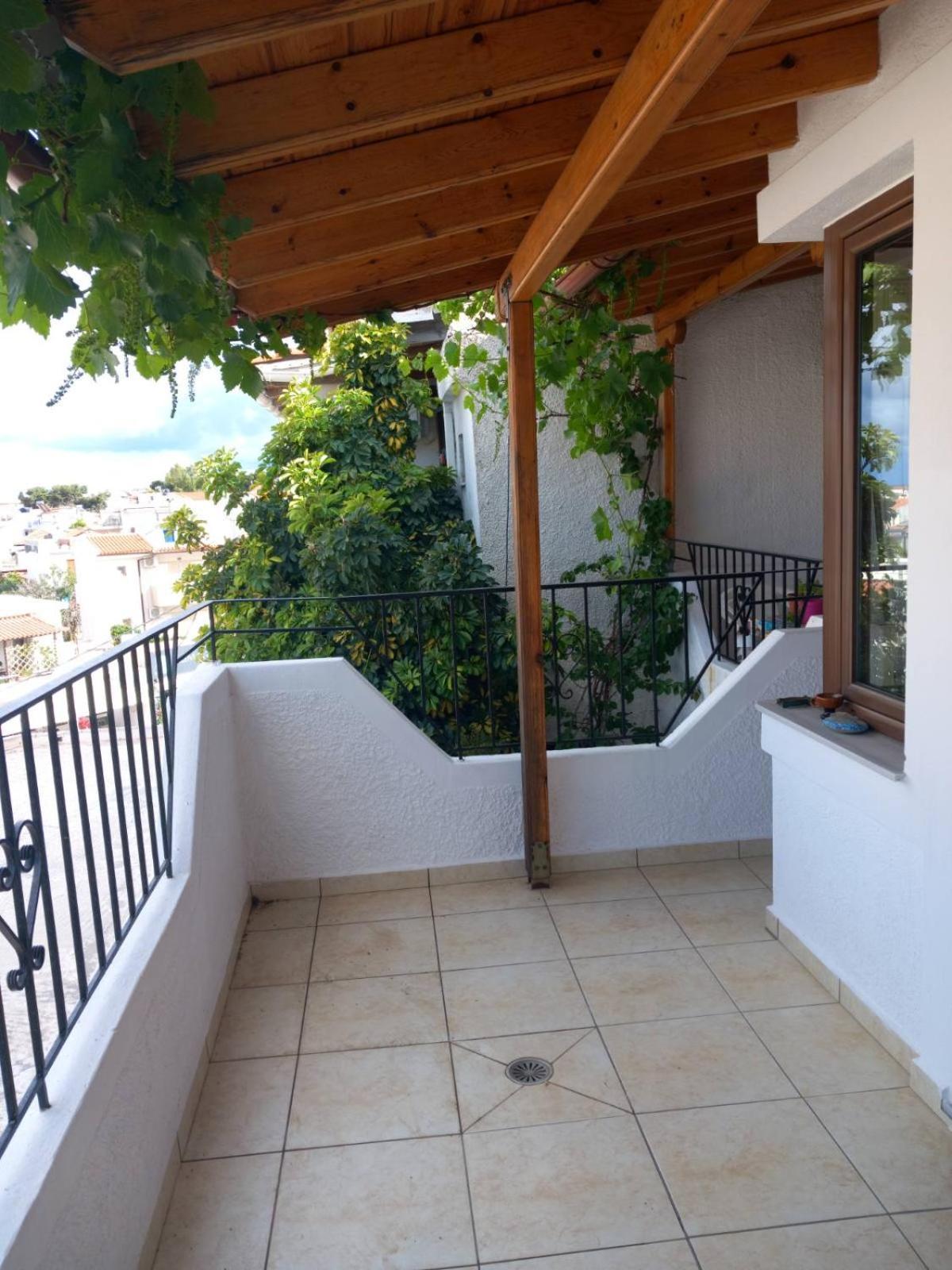 Katerinas Apartmens Skiathos Town Bagian luar foto