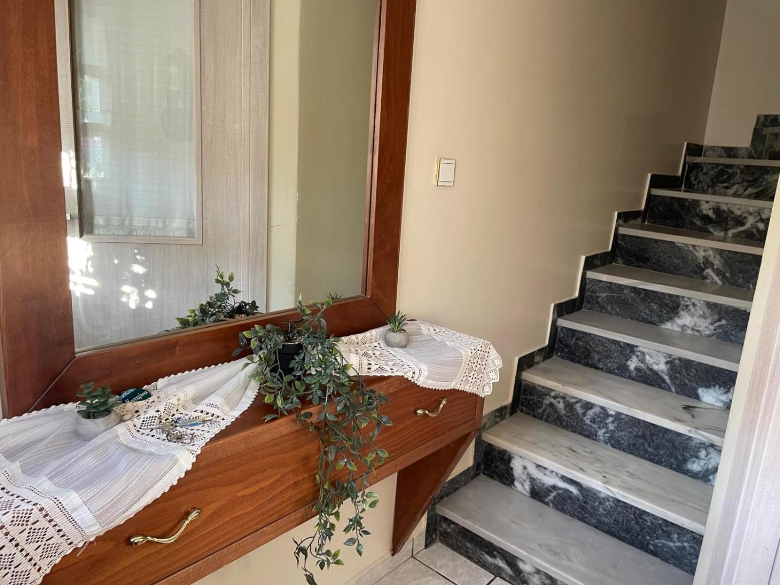 Katerinas Apartmens Skiathos Town Bagian luar foto